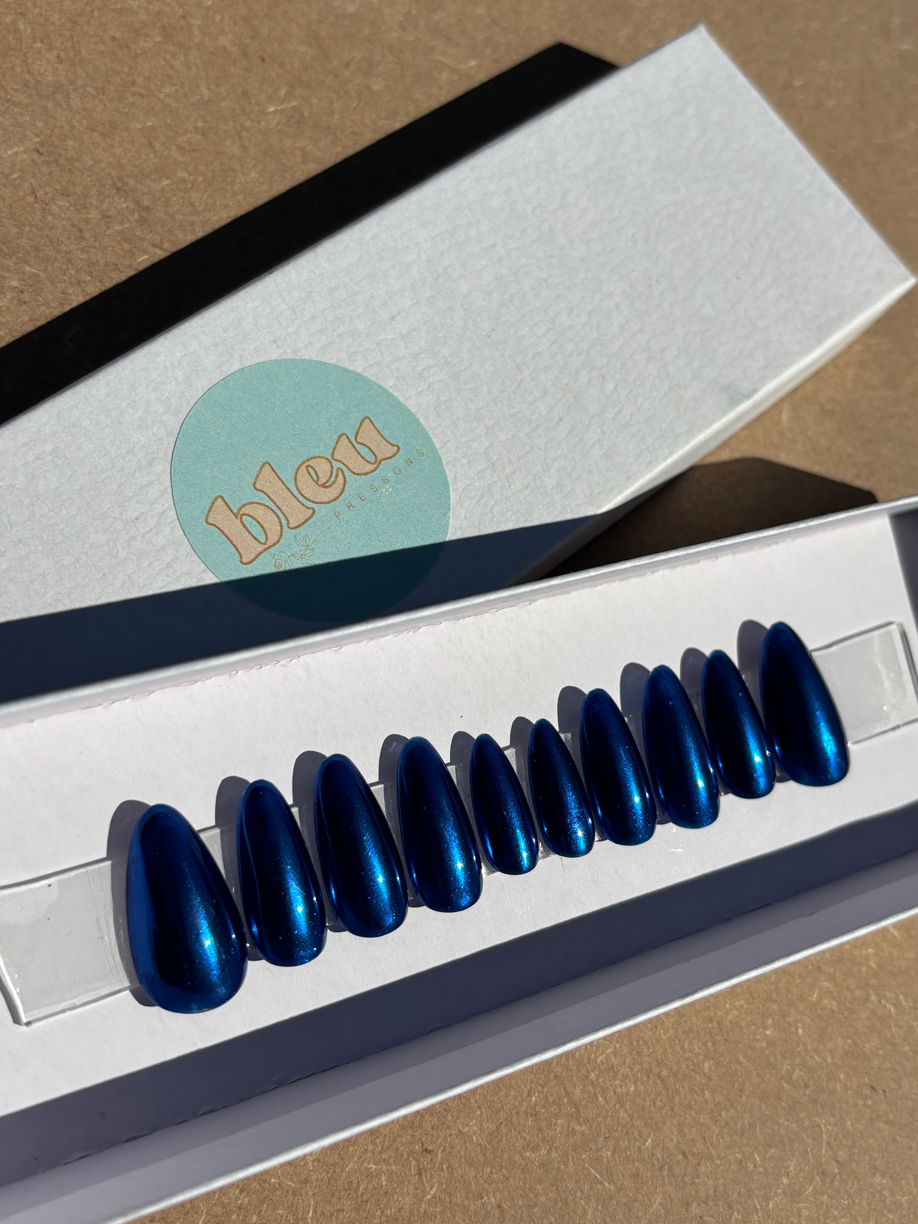 ELECTRIC BLUE CHROME